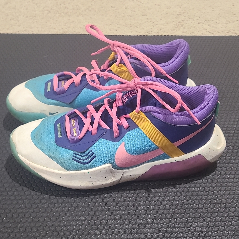 Nike ZOOM crossover Blue and Purple Sneakers with Pink Accents